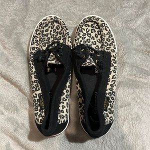 Leopard Sperrys flats woman’s size 8